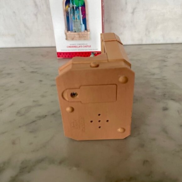 HALLMARK Cinderella's Castle 2013 Keepsake Disney Ornament Magic Light S… - Picture 9 of 16